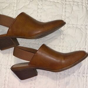 Life Stride Brown Slingback Shoes